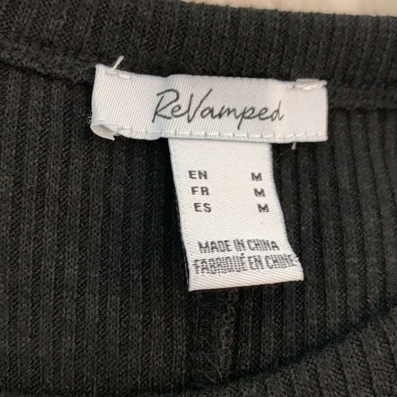 Black half sleeve dress - Picture 2 of 3